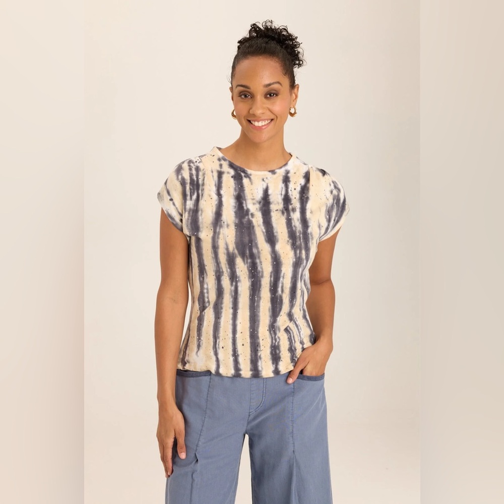 XCVI WEARABLES ARWEN SOFT JERSEY MOCK NECK TEE  In Flecked Wash